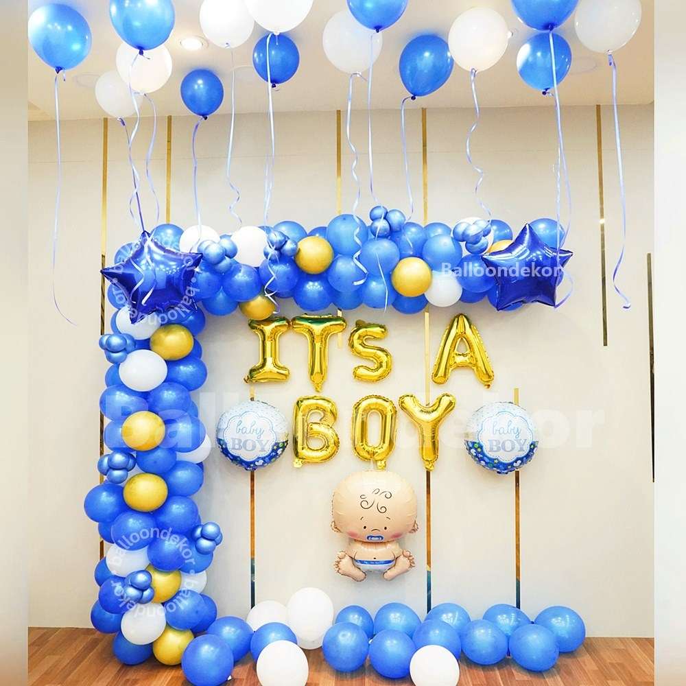 Room decoration for welcoming newborn baby 