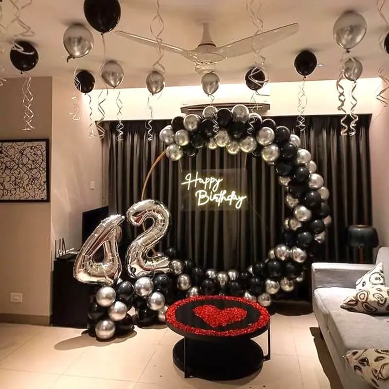 Black Silver Ring Decor