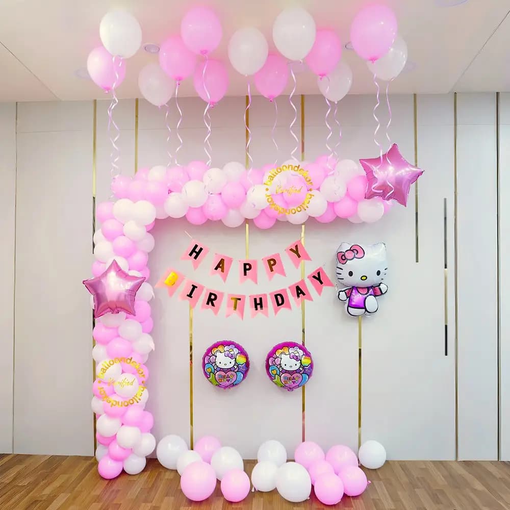 Hello Kitty Wonderland