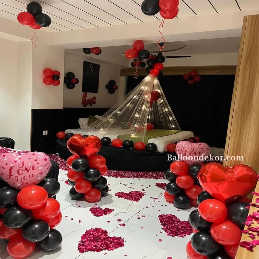 Romantic Canopy Decor with Flowers