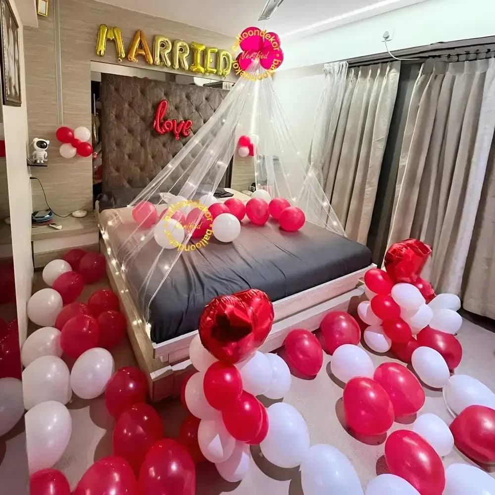 Romantic Heart Tower Decor