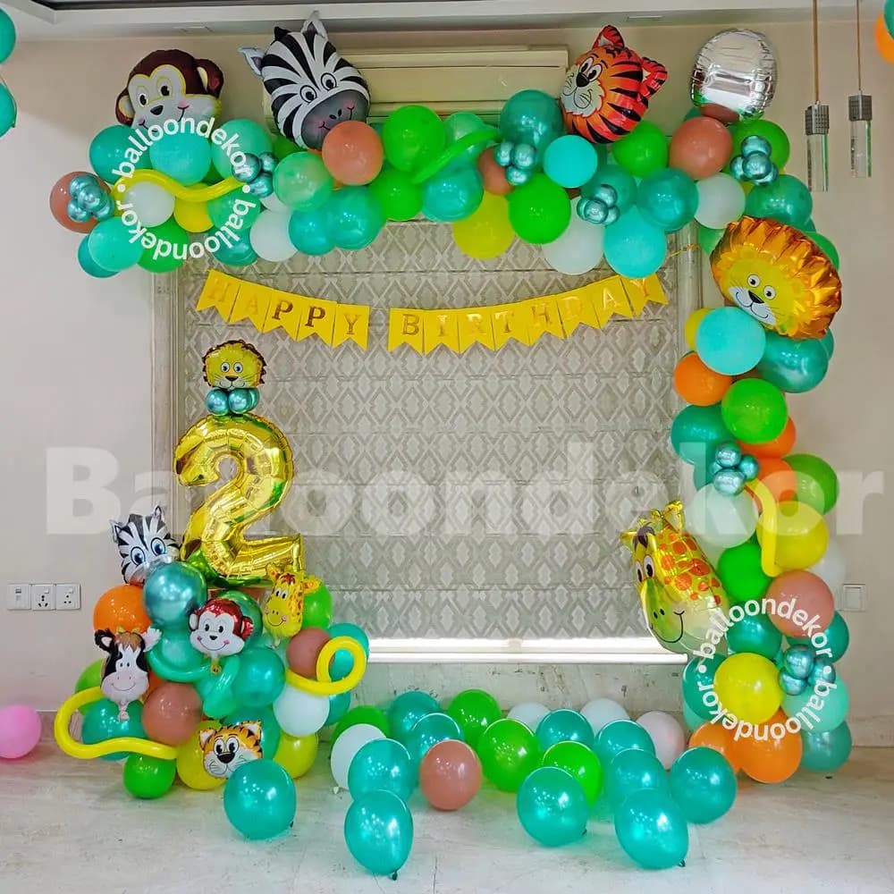 Wild Animal Theme Decor