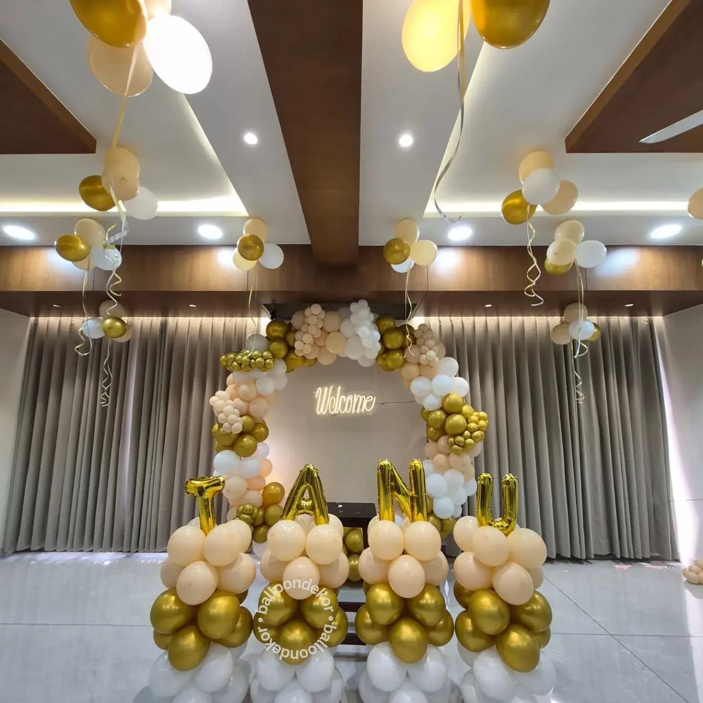 Blissful Baby Arrival Balloon Setup