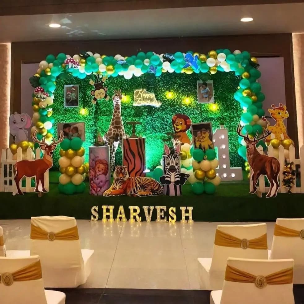 Jungle Theme Birthday Stage Setup