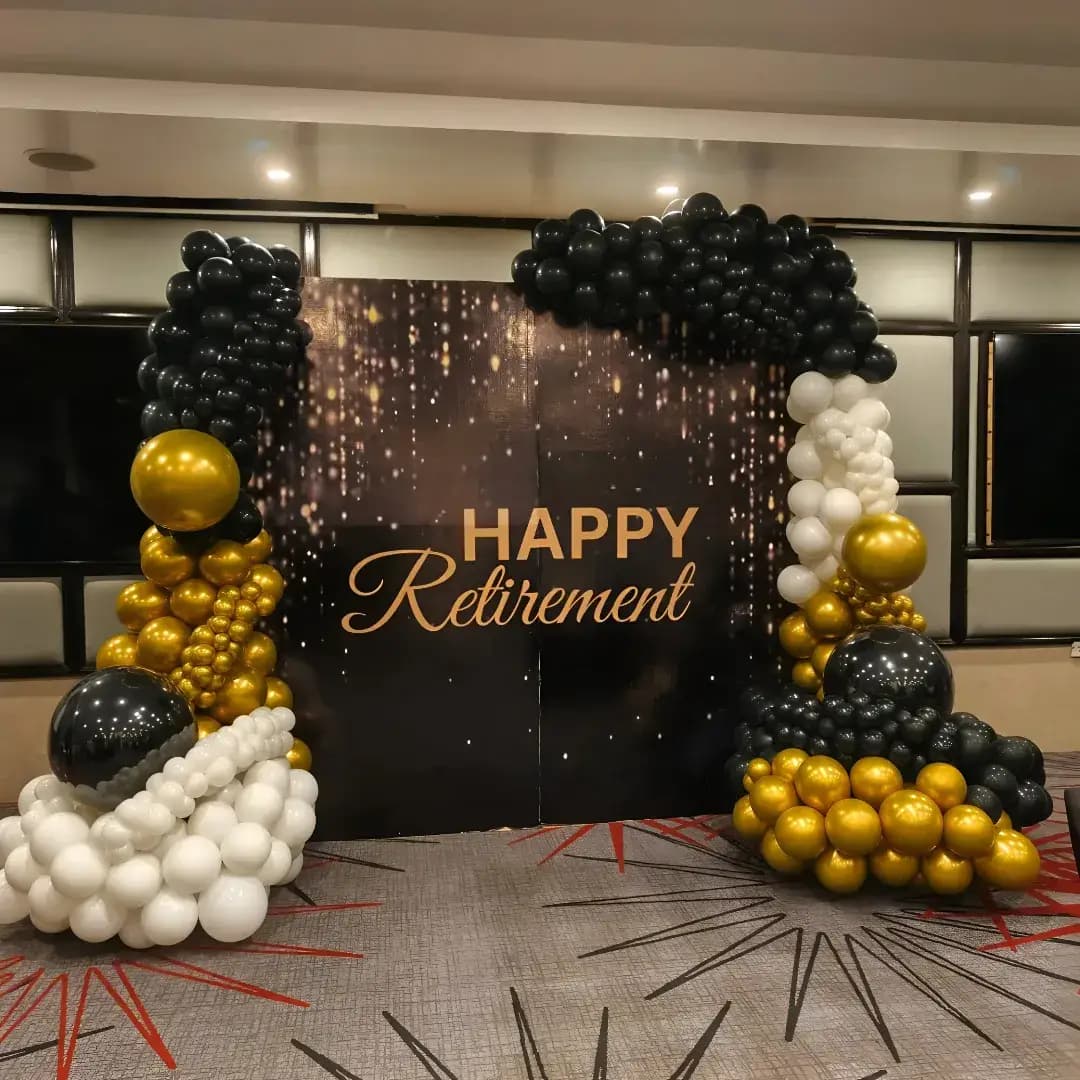 Cheers to Retirement Decoration