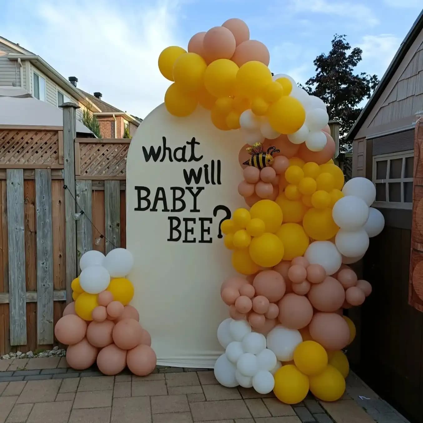 Outdoor Baby Shower Balloon Decoration