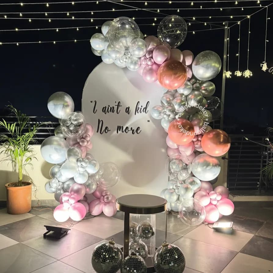 Night Glow Balloon Terrace Decoration