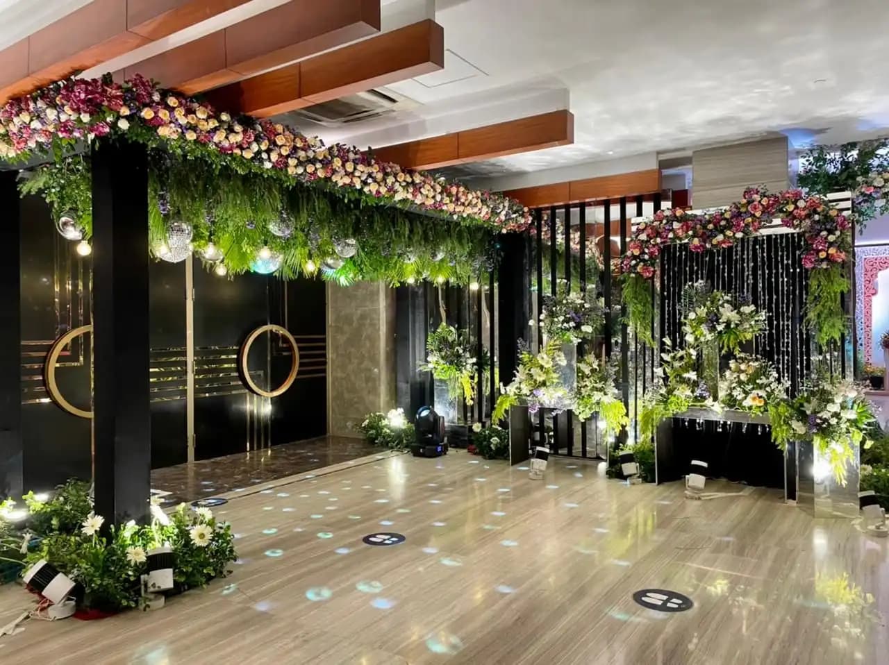 Office Flower Decoration