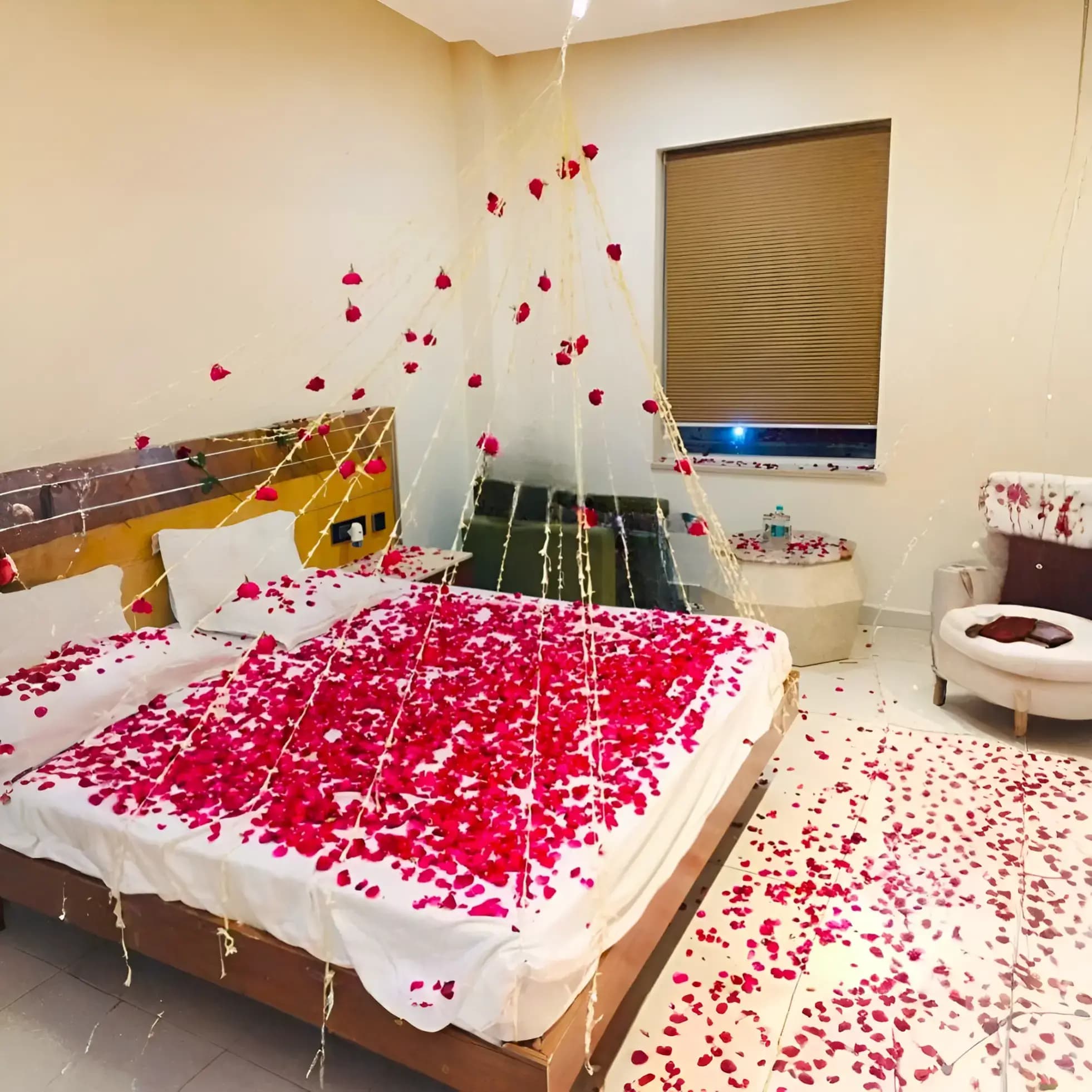 Rajnigandha Flower Bed Decoration